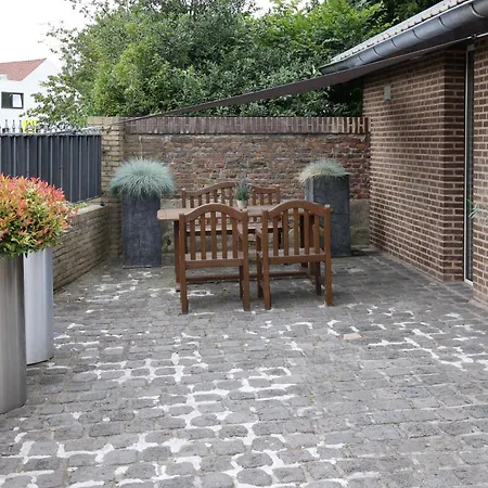 2besittard Apartment