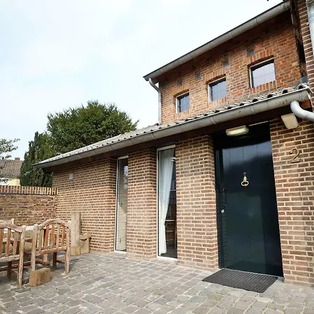 2besittard Apartman *